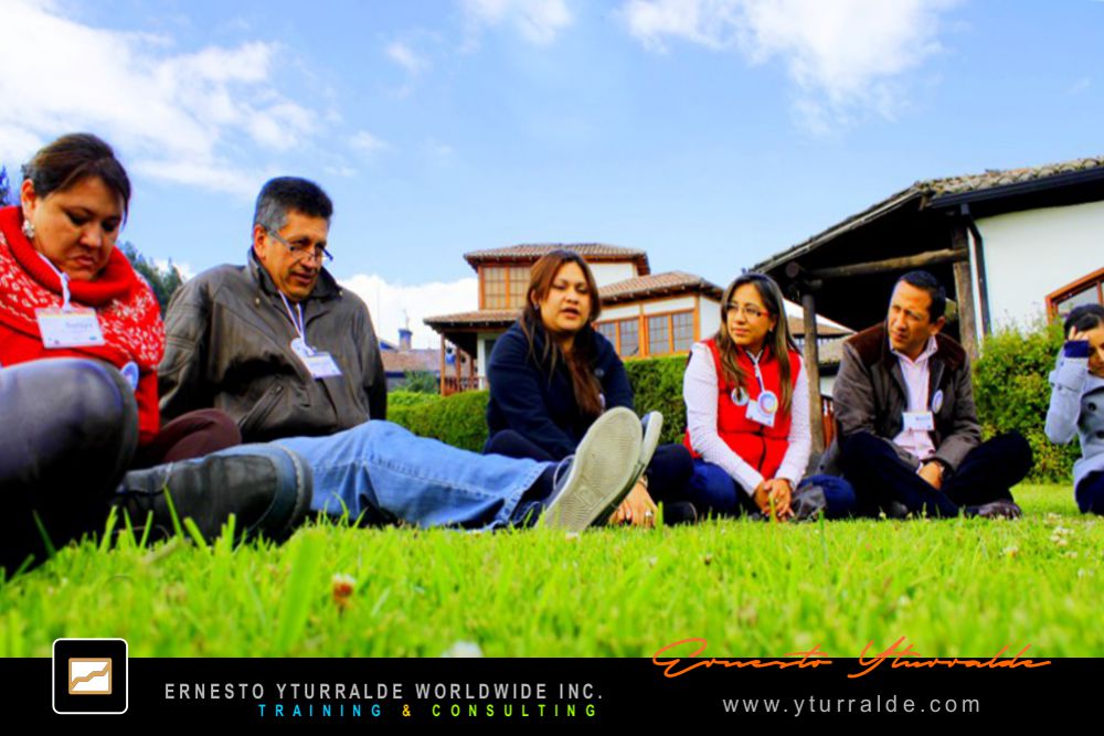 Ejercicios de cuerdas en Bogotá para fortalecer valores organizacionales y trabajo en equipo