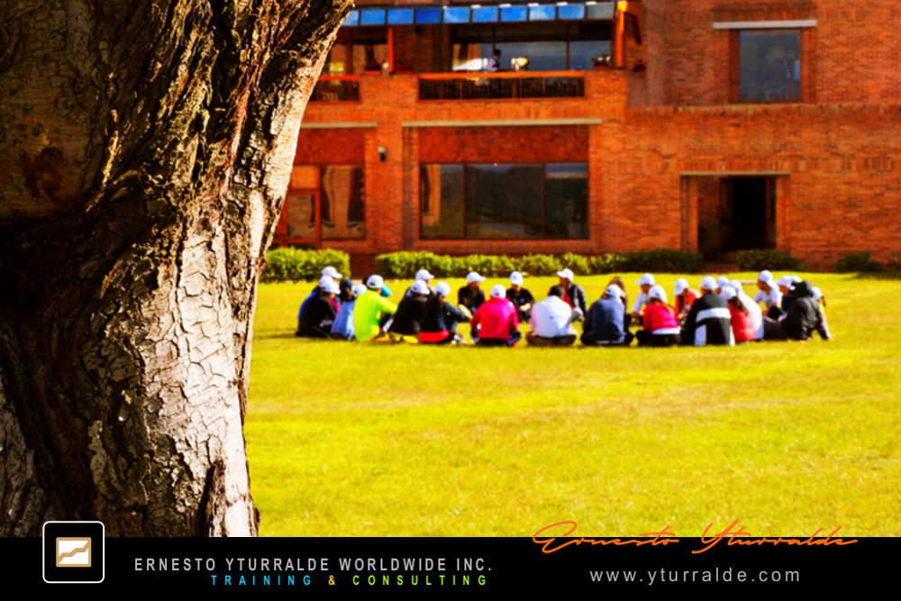 Bogotá - Colombia Talleres de Cuerdas | Team Building Empresarial